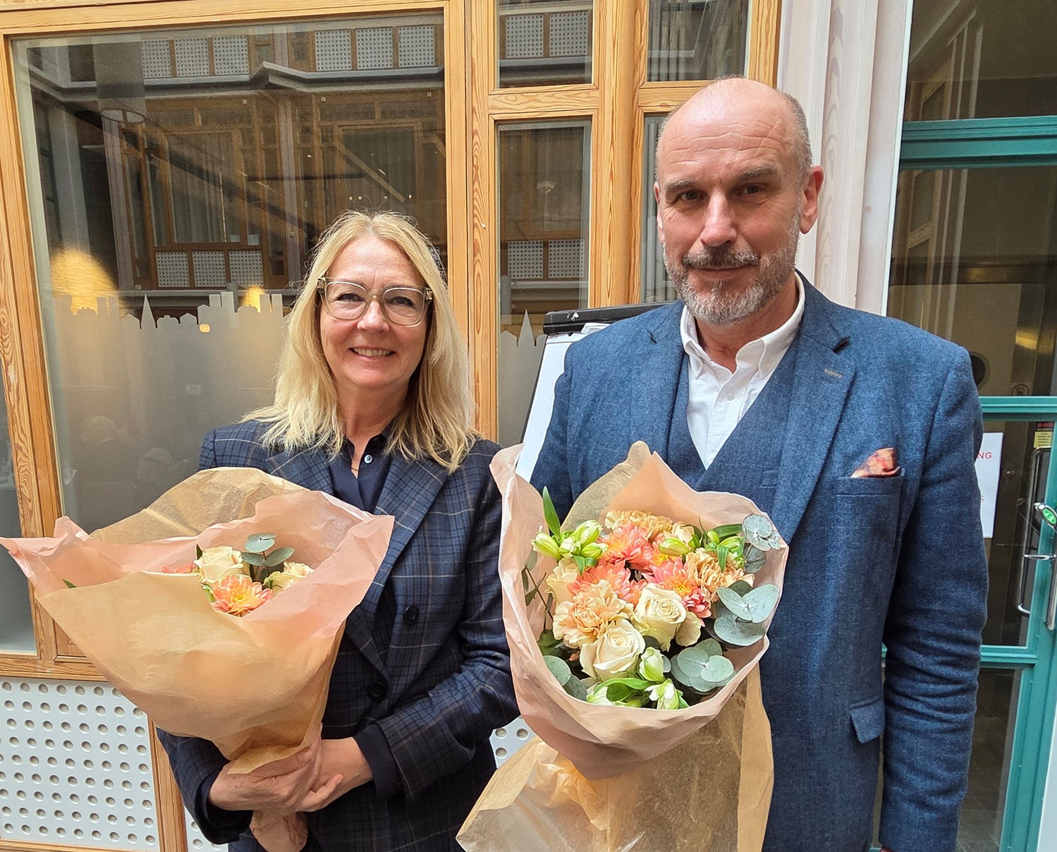 Avgående styrelseledamöter Rättvist byggande Maria Dahl Torgerson och Tommy Lenberg.